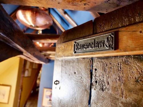 Archways Guest House