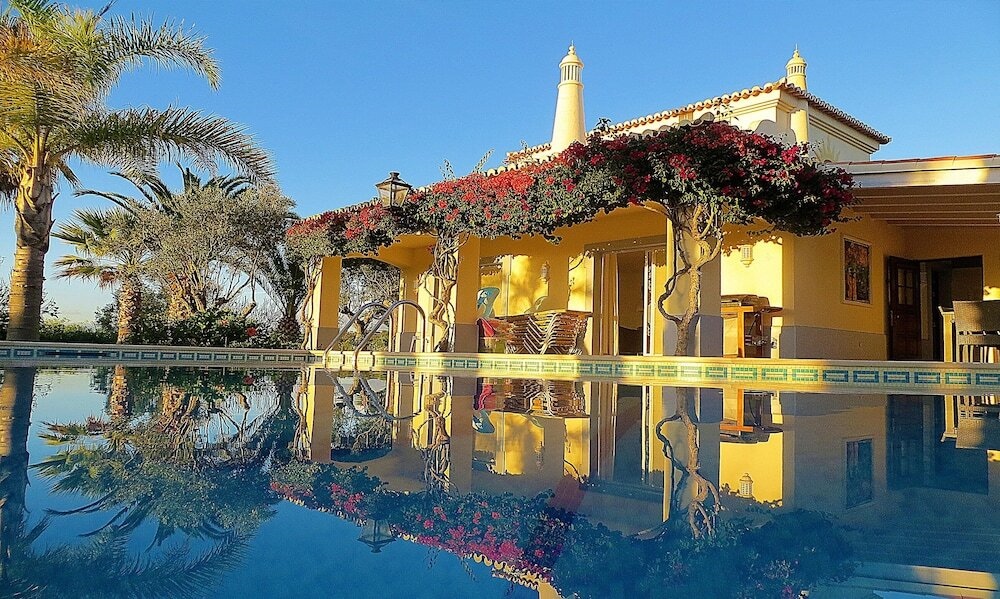 Villa With 4 Bedrooms In Carvoeiro, With Wonderful Mountain View, Priv