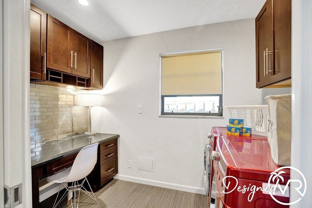 Stunning Waterfront 3Br With Heated Pool