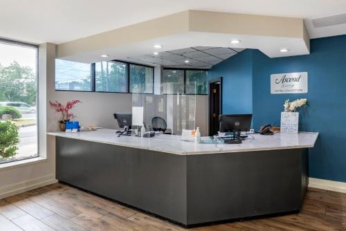 Amwell Suites Somerset Bridgewater