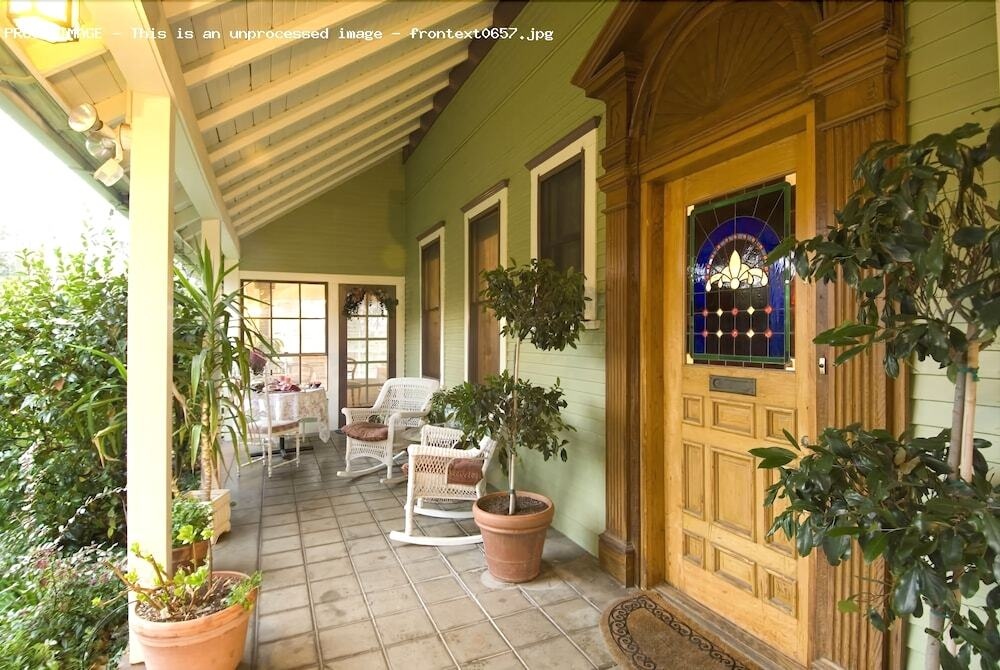 Barretta Gardens Inn