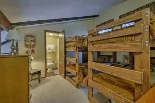 Camelback Mtn Near Ski/Zip Line/Aquatopia Waterpark 3Br 3Ba Townhome