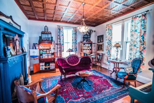 The Claiborne Bed And Breakfast