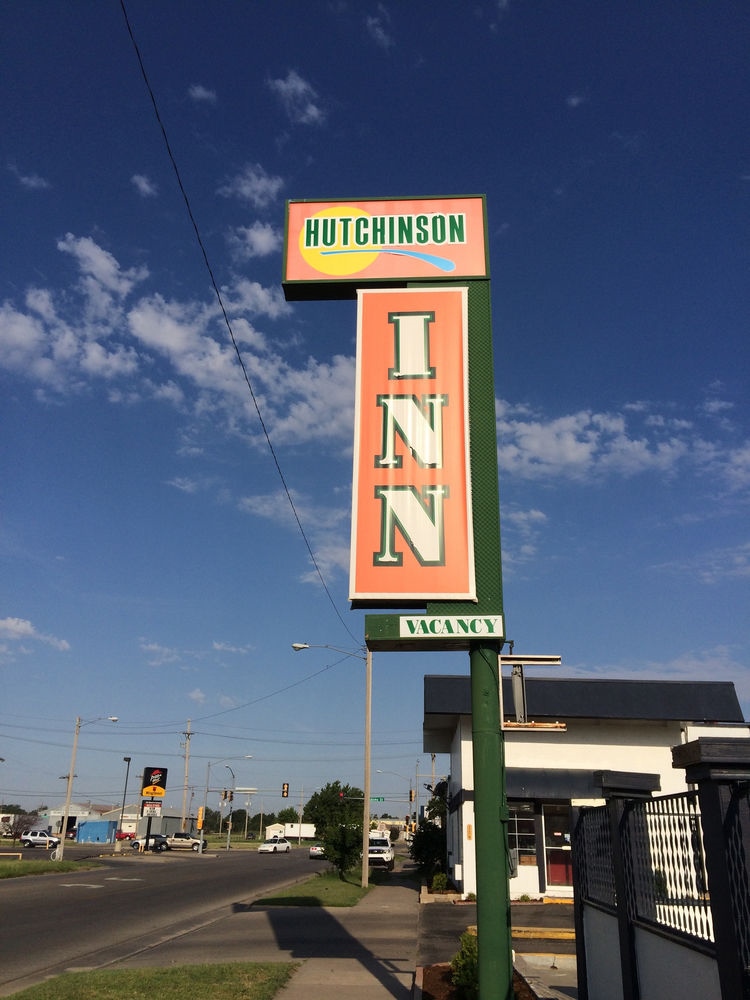 Hutchinson Inn