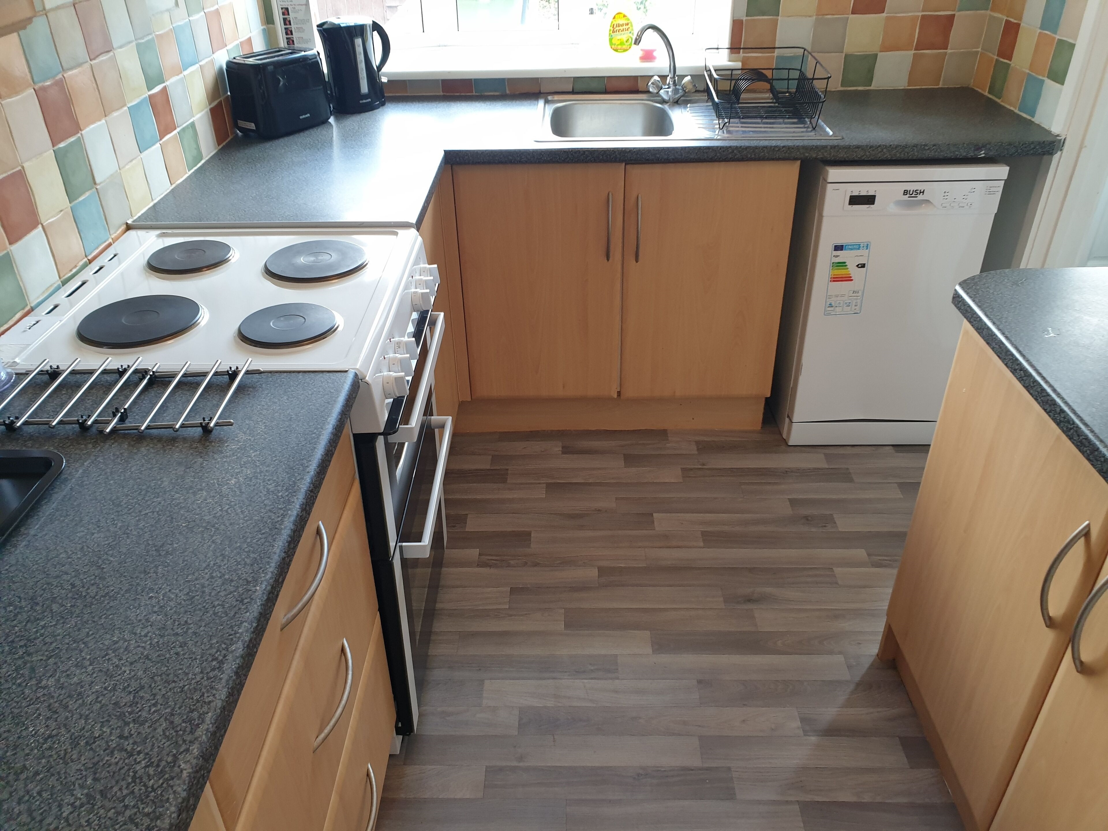 Washington's Diamond 3 Bedroom House Sleeps 6Guest