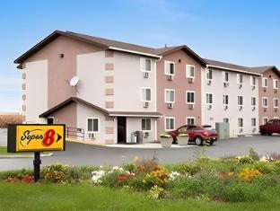 Super 8 By Wyndham Peru Starved Rock State Park