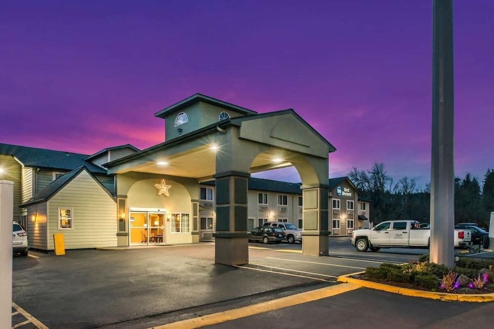 Holiday Inn Express Cottage Grove