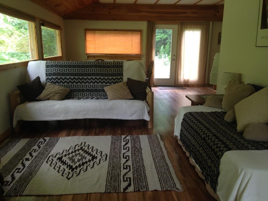 Moon Shadow Lodge Ltd