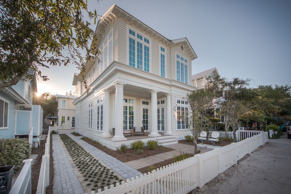 23 E Ruskin Street By Dune Vacation Rentals