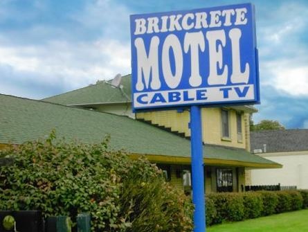 Brikcrete Motel Wyoming