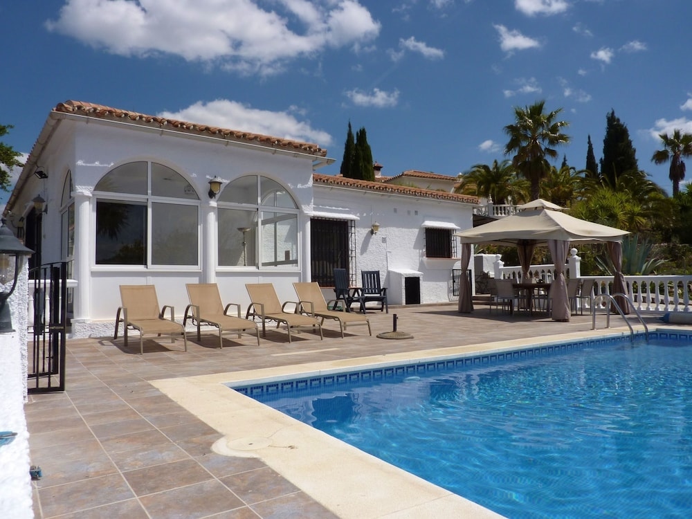 Luxury Villa With Private Pool In Almogia Andalusia
