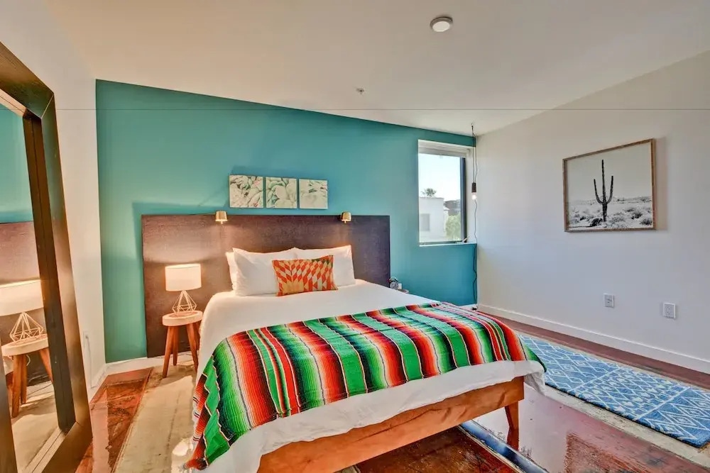 1Br Cargo Container 204 By Wanderjaunt