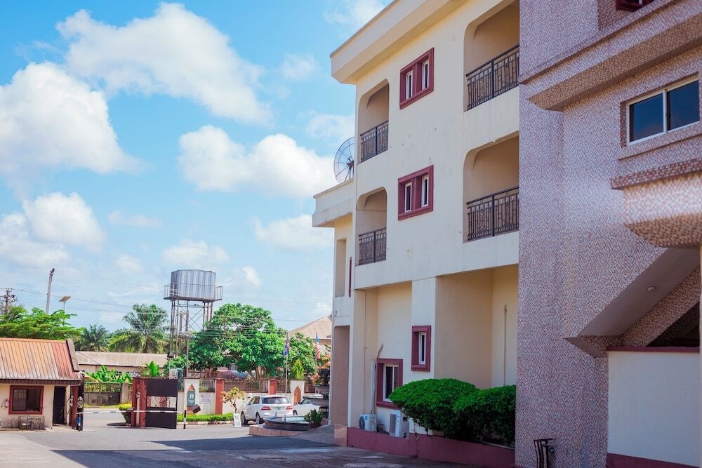 Eden Hotels Ltd