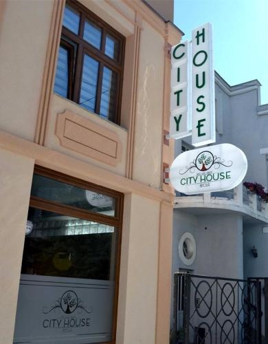 Hotel City House