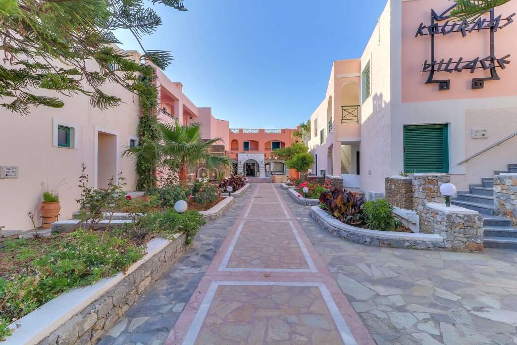 Kournas Village Beach Hotel