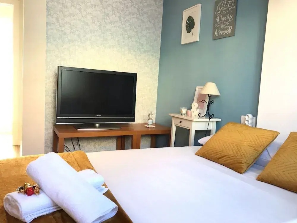 Miramar Bed & Breakfast