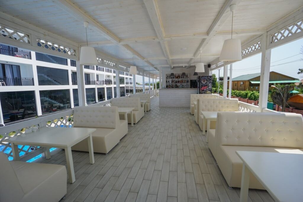 Hotel Paradise Beach