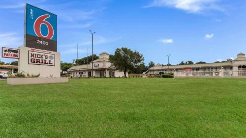 Motel 6 Pulaski, Tn
