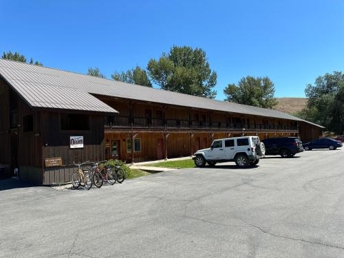 Methow River Lodge & Cabins
