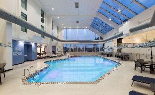 DoubleTree by Hilton Madison East