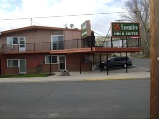 Executive Inn & Suites