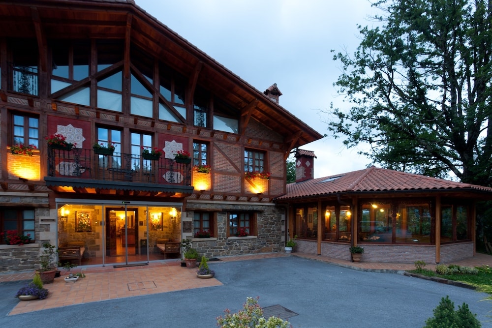 Hotel SPA Etxegana