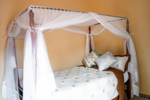 Longonot Transit Hotel