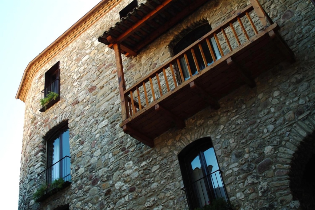 El Castell De La Pobla De Lillet (Adults Only)