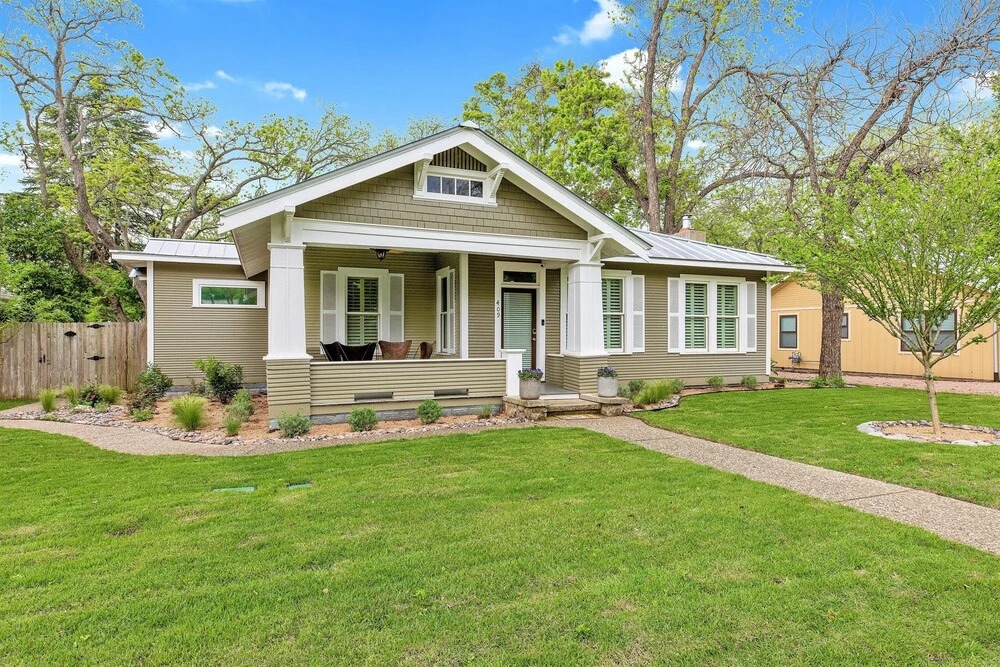 Heart Of Fredericksburg With Pool Hot-Tub&Grill