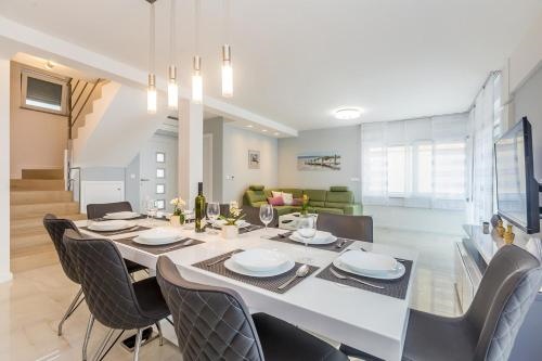 House Villa Olive Nika