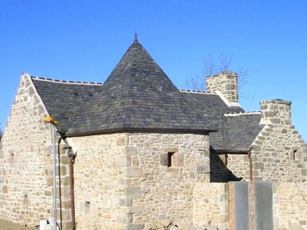 Beautifully Restored Farmhouse With Private Pool, Situated In A Quiet Location