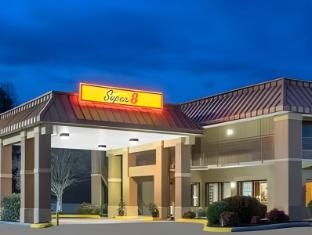 Super 8 by Wyndham Knoxville North/Powell
