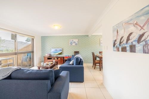 1 8 Christmas Bush Avenue Duplex Close To Dutchies Beach