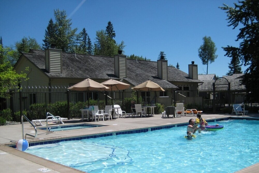 Mountain Harbor #208 2 Bedroom Condo