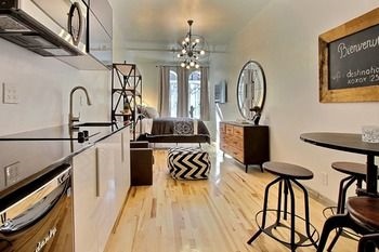 Destination Stays Downtown Quebec City