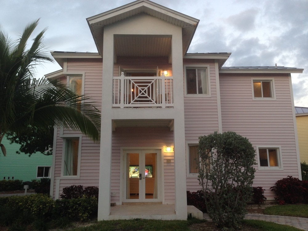Villa 210 At Resorts World Bimini