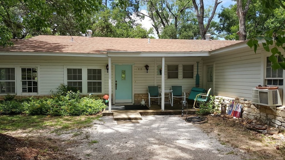 Constant Level Lake Lbj 3 Br 2