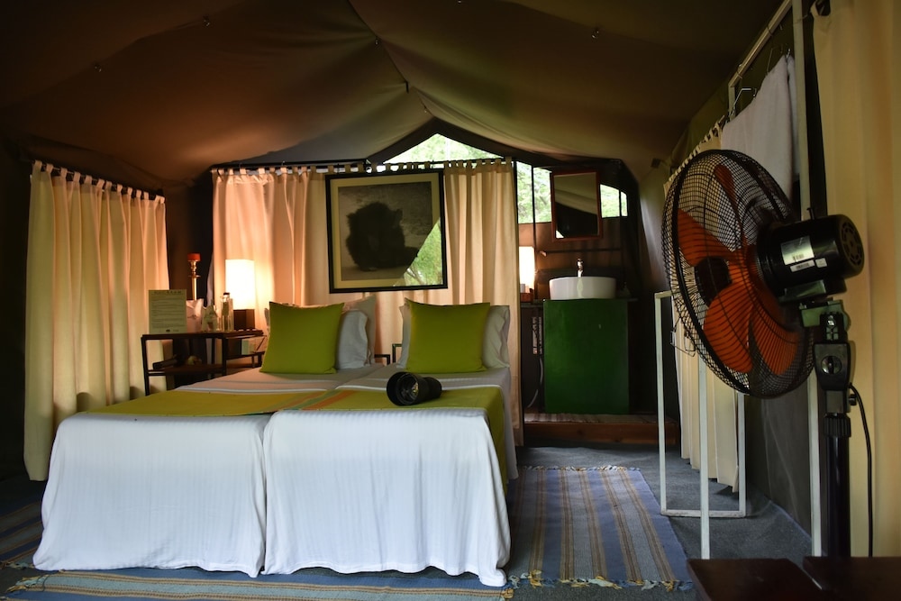 Mahoora Tented Safari Camp  Knuckles Mountain Range