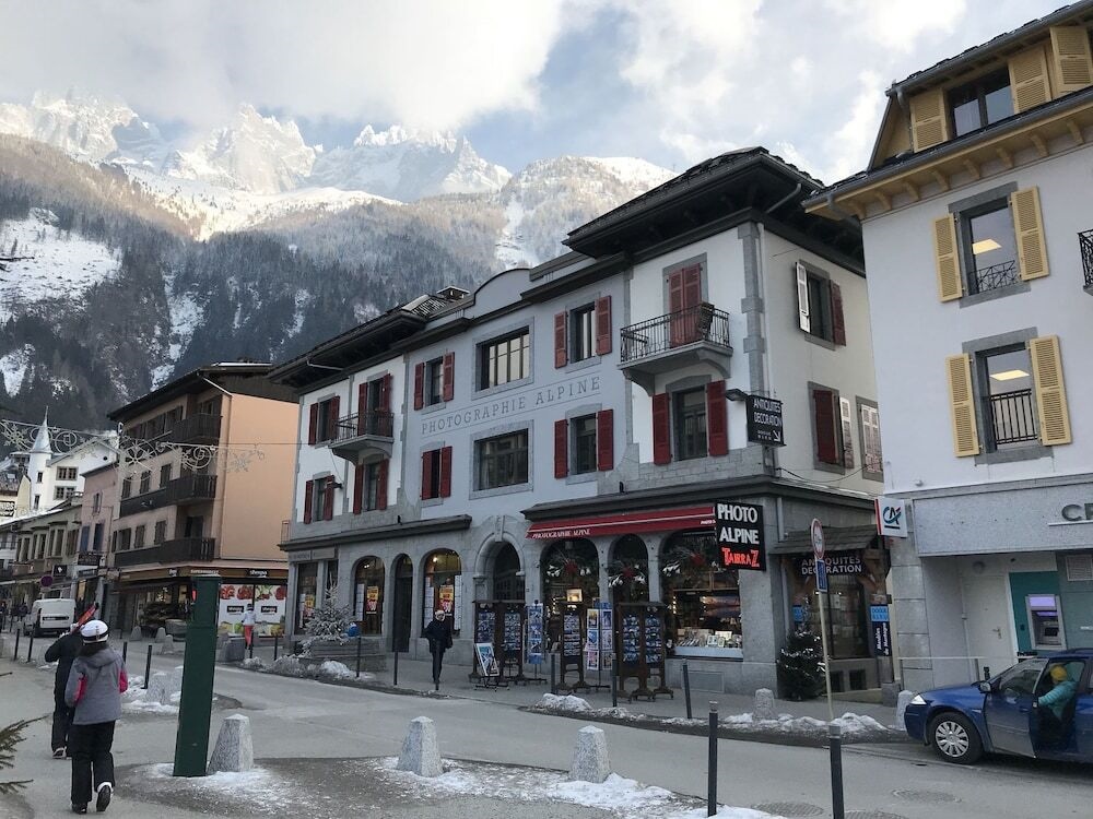 Modern Holiday Home in Servoz the Rhone Alpes With Terrace