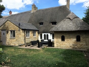 Family Friendly Cosy Comfortable Historic Cottage