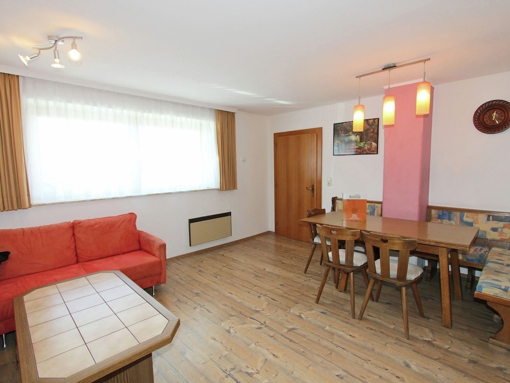 Cozy Apartment In Zell Am Ziller,Austria With Parking