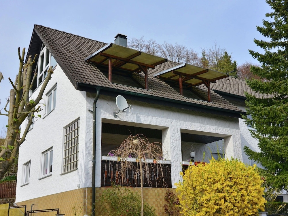 Cozy Apartment In Wichenstein With Large Garden