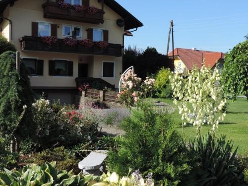 Hotel Garni Schwanberger Stuberl