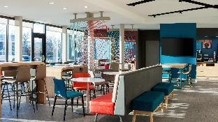 Avid Hotel Oak Creek