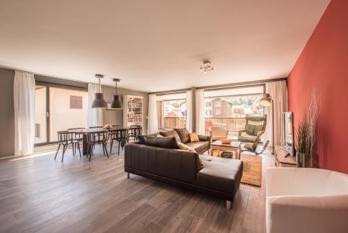 Independance First Floor