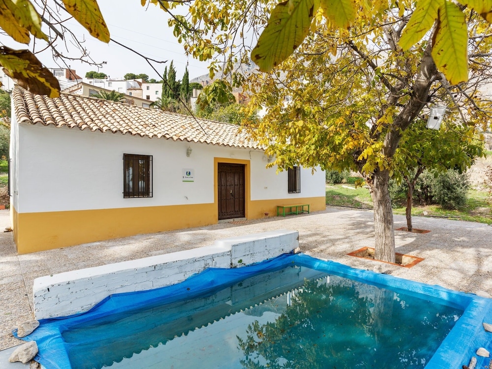 Easy-peasy Cottage in Albanchez de Magina With Swimming Pool