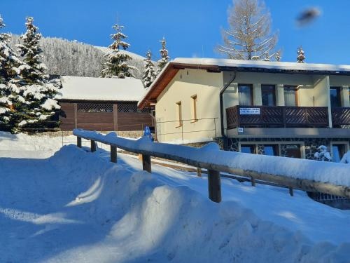 Apartments Michalka Ap. Dom Skalka