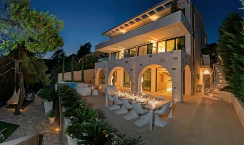Villa Acona Selca - Film Star Looks In A Glamorous Setting With Amazing Facilities