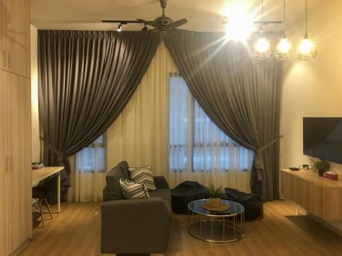 Zayah Homestudio Near Bukit Jalil / Mines (Adults Only)