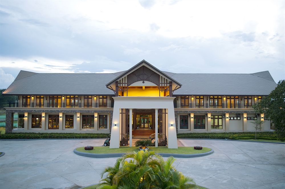 Emerald Palace Hotel